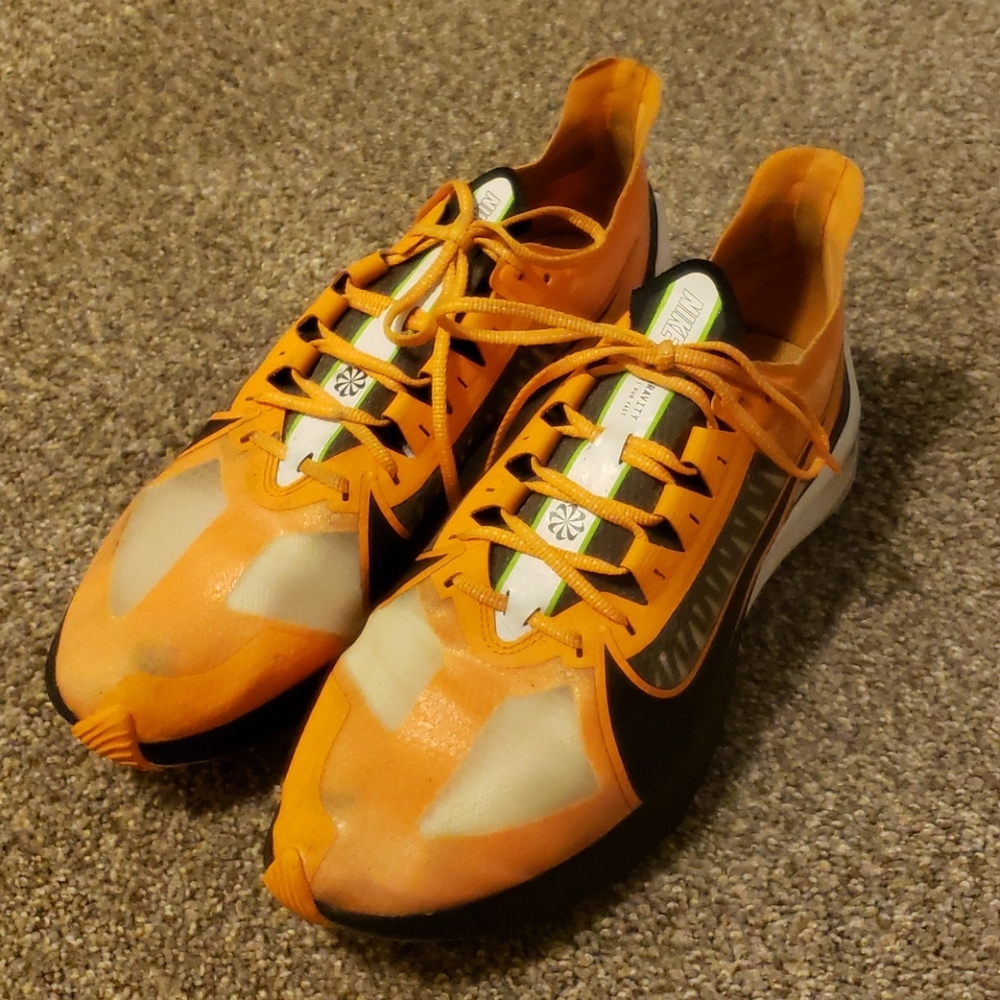 Nike zoom gravity mens running shoe